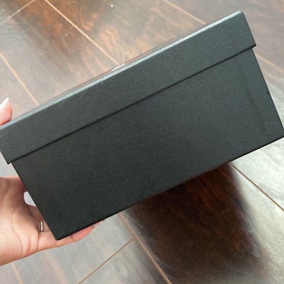 Chanel shoe box - Picture 3 of 6